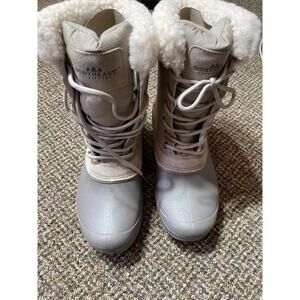 Northeast Outfitters Snowboots Neo Womens PAC Boots Ivory US Size 8, New